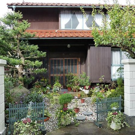 Guesthouse Higashi Fujitatei Shin'onsen Екстериор снимка