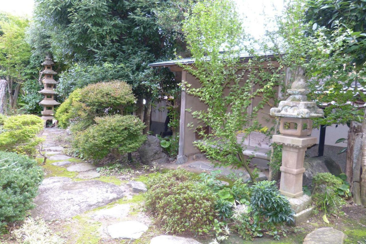 Guesthouse Higashi Fujitatei Shin'onsen Екстериор снимка